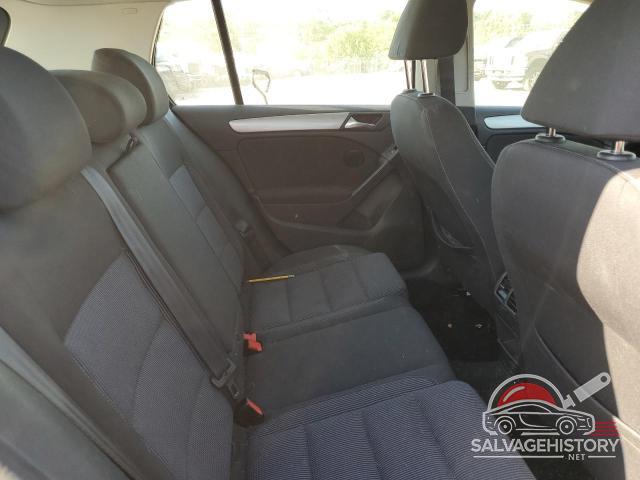 WVWDB7AJXEW010759 2014 VOLKSWAGEN GOLF photo no. 10