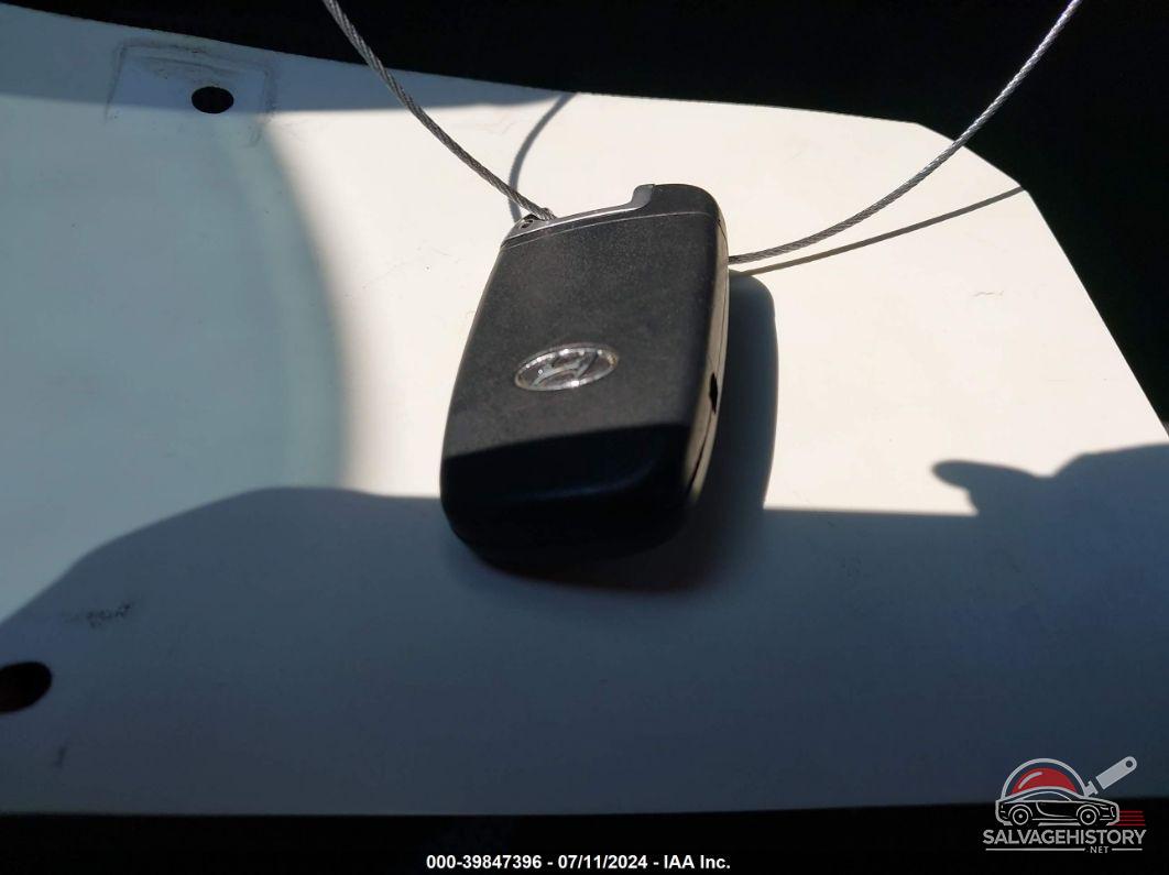 KMHHU6KH1BU043492 2011 HYUNDAI GENESIS photo no. 11