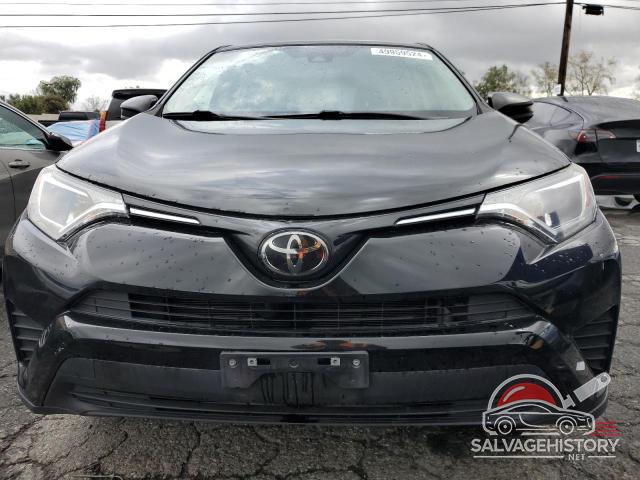 2T3ZFREV0JW484148 2018 TOYOTA RAV4 photo no. 5