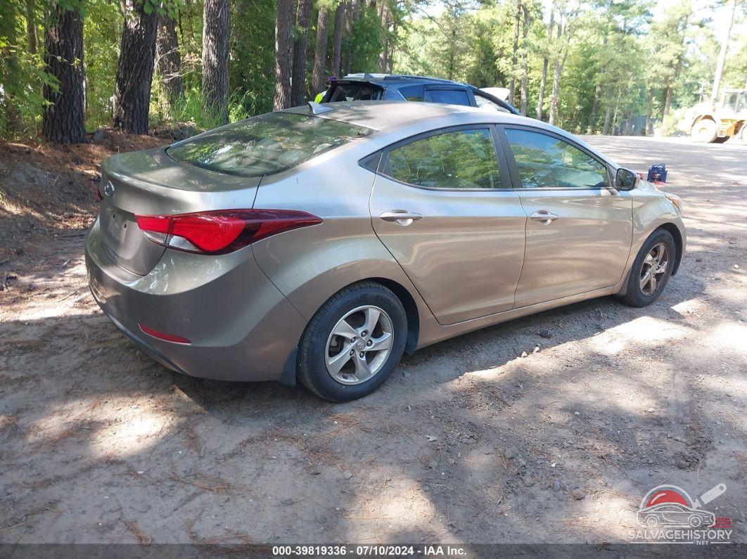 5NPDH4AE9EH488872 2014 HYUNDAI ELANTRA photo no. 4