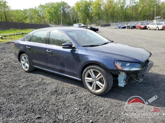 1VWBV7A35FC030370 2015 VOLKSWAGEN PASSAT photo no. 4