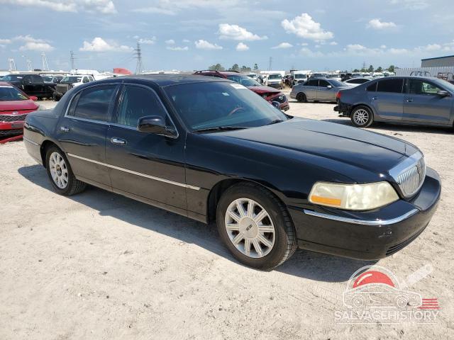 2LNBL8CVXBX764508 2011 LINCOLN TOWNCAR photo no. 4