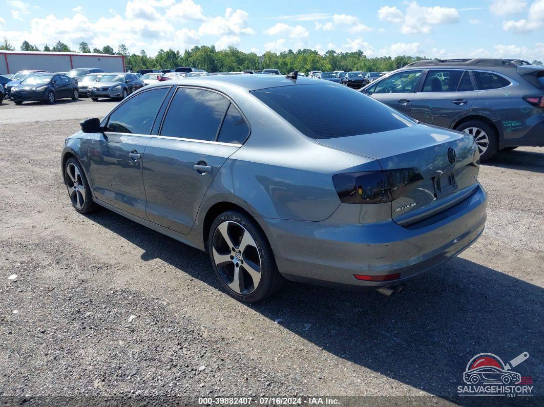 3VWLA7AJ0FM421990 2015 VOLKSWAGEN JETTA photo no. 3
