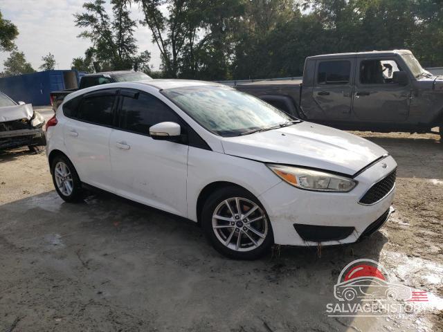 1FADP3K2XFL202371 2015 FORD FOCUS photo no. 4
