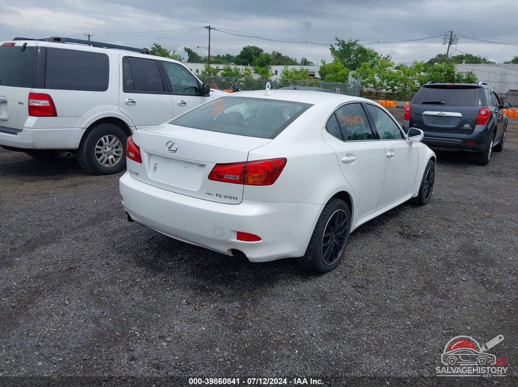 JTHCK262985020840 2008 LEXUS IS 250 photo no. 4