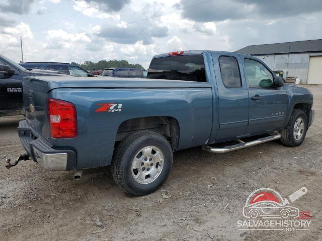 1GCRKSE77DZ273909 2013 CHEVROLET ALL Models photo no. 3