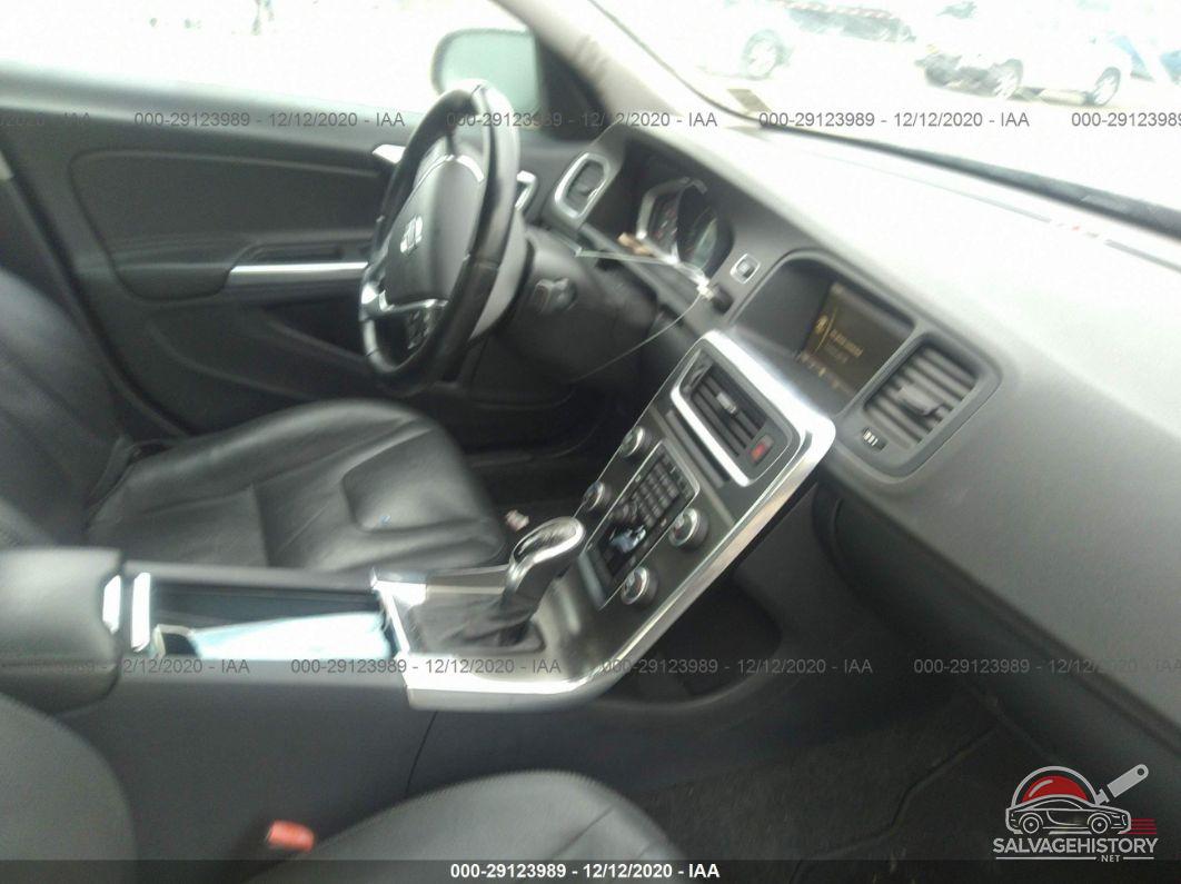 YV1612TB0F2304338 2015 VOLVO S60 photo no. 5