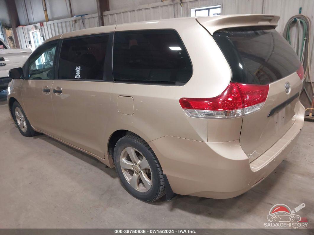 5TDZK3DC0ES514233 2014 TOYOTA SIENNA photo no. 3