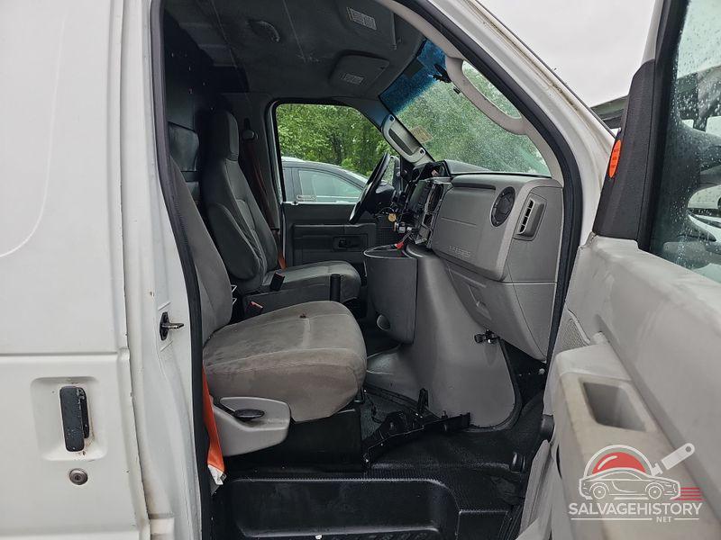 1FTNE1EW0ADA91761 2010 FORD E-150 photo no. 7