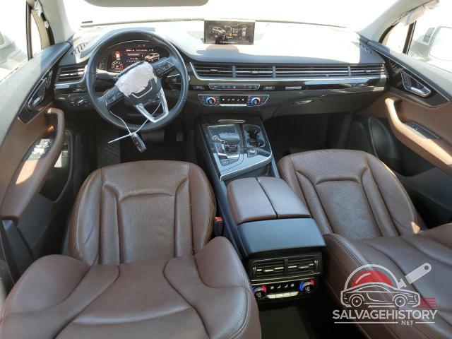 WA1LAAF71HD052160 2017 AUDI Q7 photo no. 8