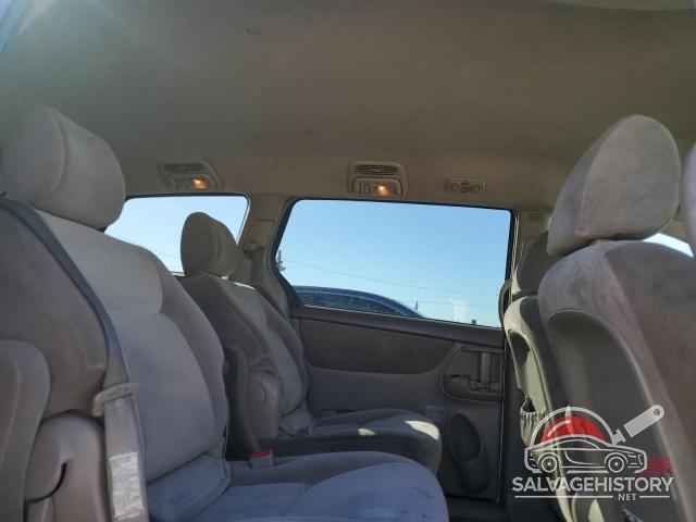 5TDKK4CC8AS317636 2010 TOYOTA All Models photo no. 11