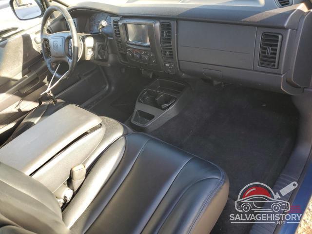 1B7GL42N92S550648 2002 DODGE DAKOTA photo no. 8