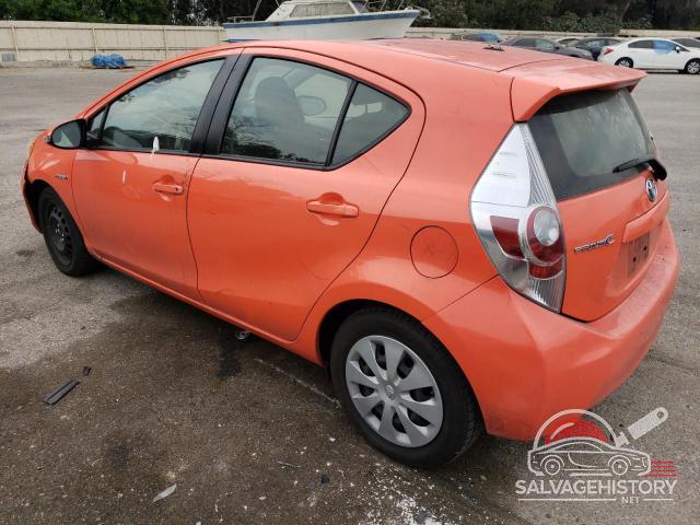 JTDKDTB38D1042003 2013 TOYOTA PRIUS photo no. 2