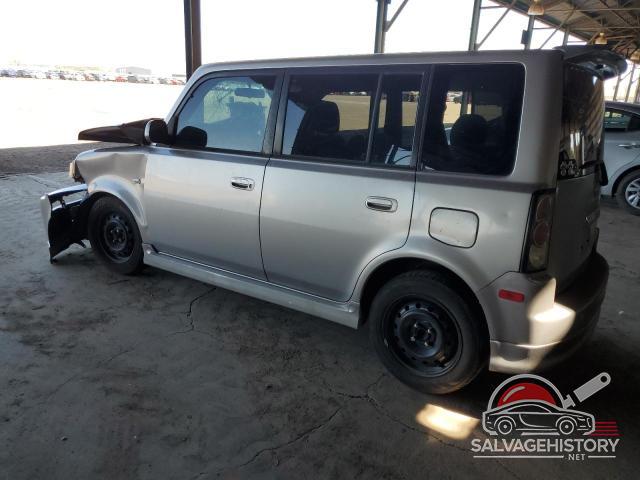 JTLKT334064077313 2006 TOYOTA SCION photo no. 2