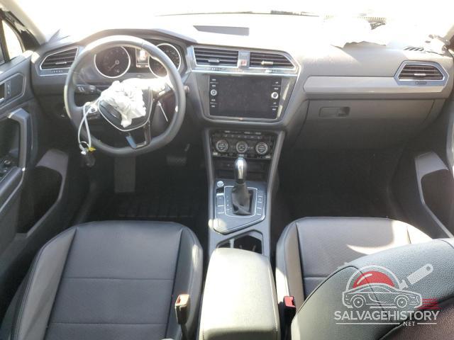 3VV3B7AX3LM033170 2020 VOLKSWAGEN TIGUAN photo no. 8