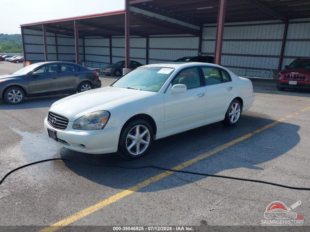 JNKBF01AX2M007658 2002 INFINITI Q45 photo no. 2