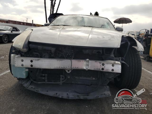 JN1AZ34D04M100383 2004 NISSAN 350Z photo no. 5