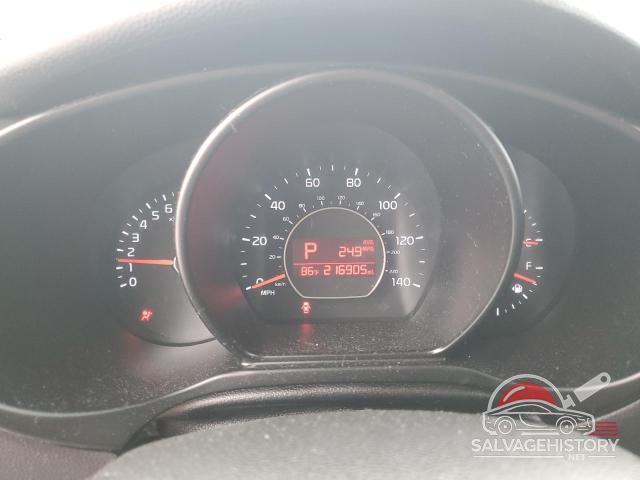 KNDJP3A54F7118807 2015 KIA SOUL + photo no. 9