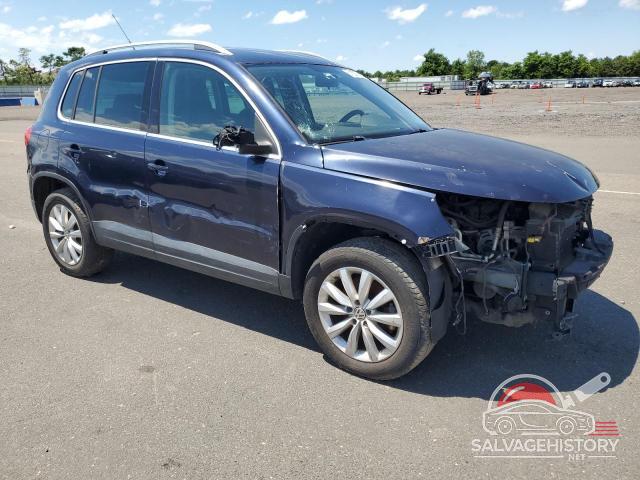 WVGAV7AX9BW503953 2011 VOLKSWAGEN TIGUAN photo no. 4