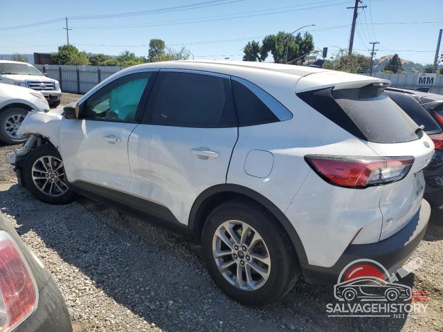 1FMCU0G67NUA63393 2022 FORD ESCAPE photo no. 2