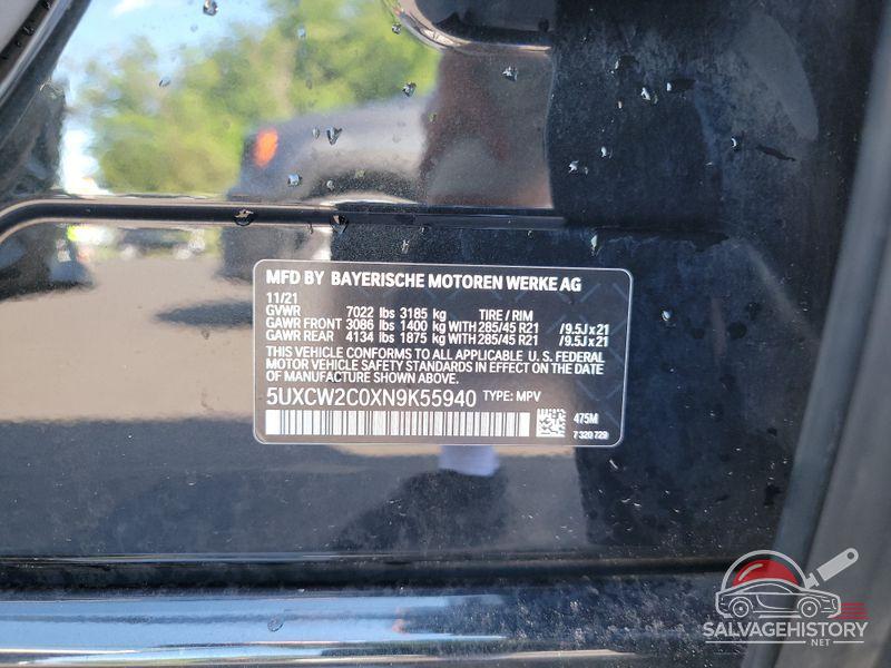 5UXCW2C0XN9K55940 2022 BMW X7 photo no. 2