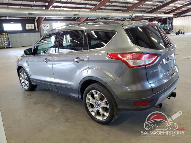 1FMCU9H96DUA28033 2013 FORD ESCAPE photo no. 2