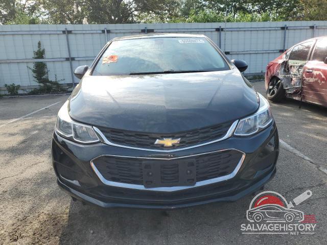 1G1BC5SM8J7154843 2018 CHEVROLET CRUZE photo no. 5