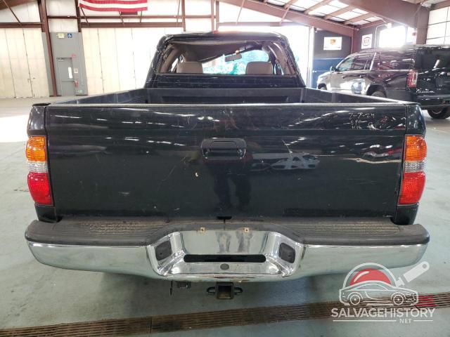 5TEWN72N12Z083440 2002 TOYOTA TACOMA photo no. 6