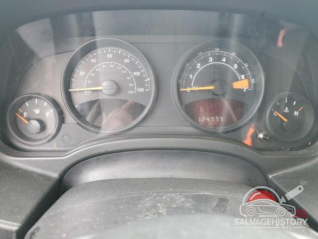 1C4NJCBAXED829619 2014 JEEP COMPASS photo no. 9