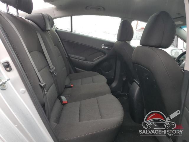 KNAFK4A63G5617448 2016 KIA FORTE photo no. 10
