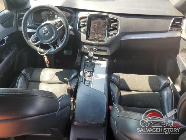 YV4102KM9J1216146 2018 VOLVO XC90 photo no. 8