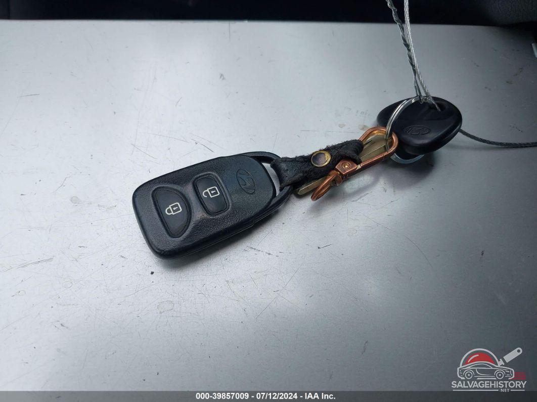 KMHCU5AE0CU052181 2012 HYUNDAI ACCENT photo no. 11