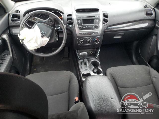 5XYKT3A68FG611417 2015 KIA SORENTO photo no. 8