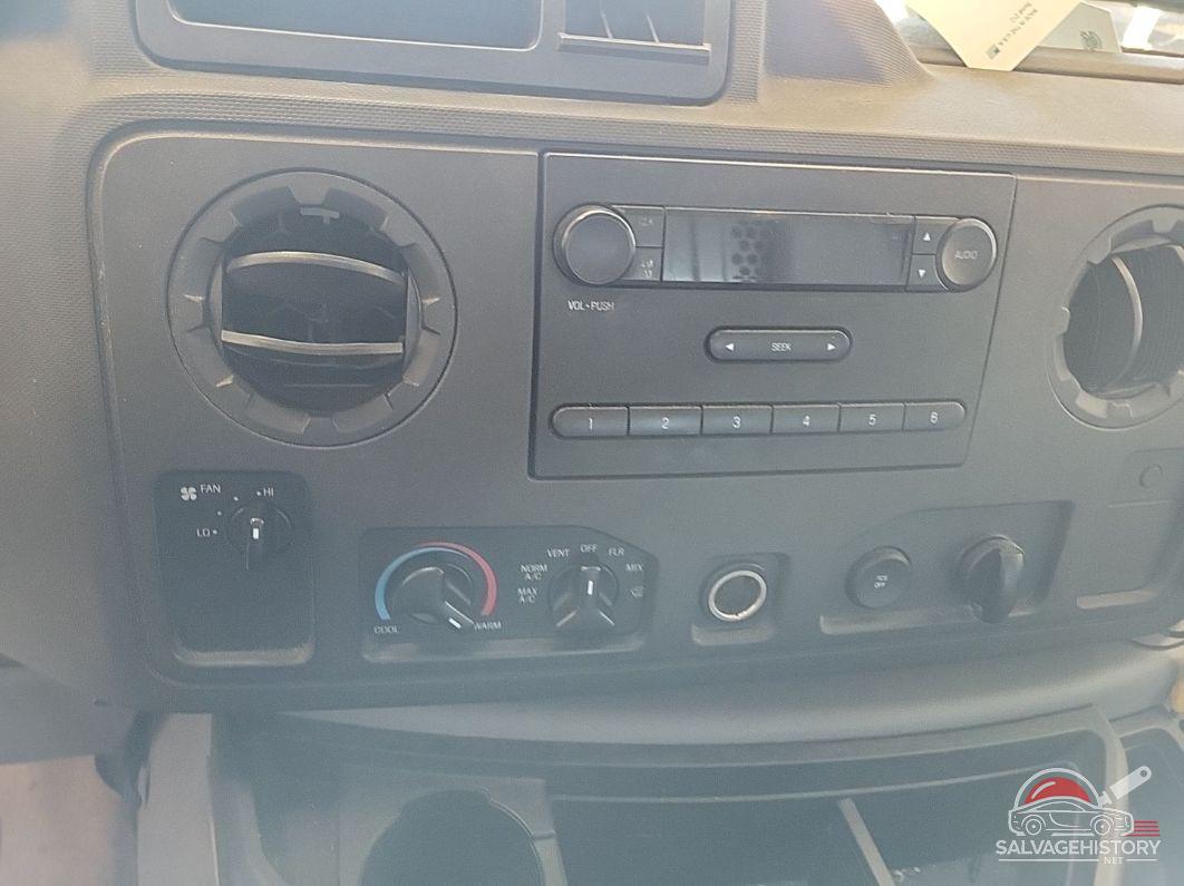 1FTNE2EL2BDA18520 2011 FORD E-250 photo no. 3