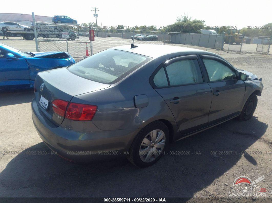 3VWD17AJ6EM246289 2014 VOLKSWAGEN JETTA SEDAN photo no. 4