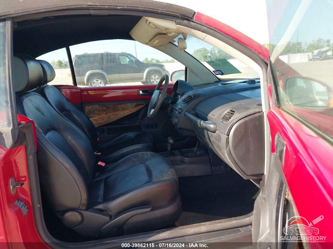 3VWRF31Y46M304222 2006 VOLKSWAGEN NEW BEETLE photo no. 5