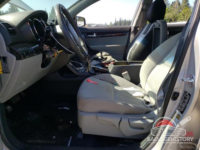 5XYKTDA20CG245936 2012 KIA SORENTO photo no. 7