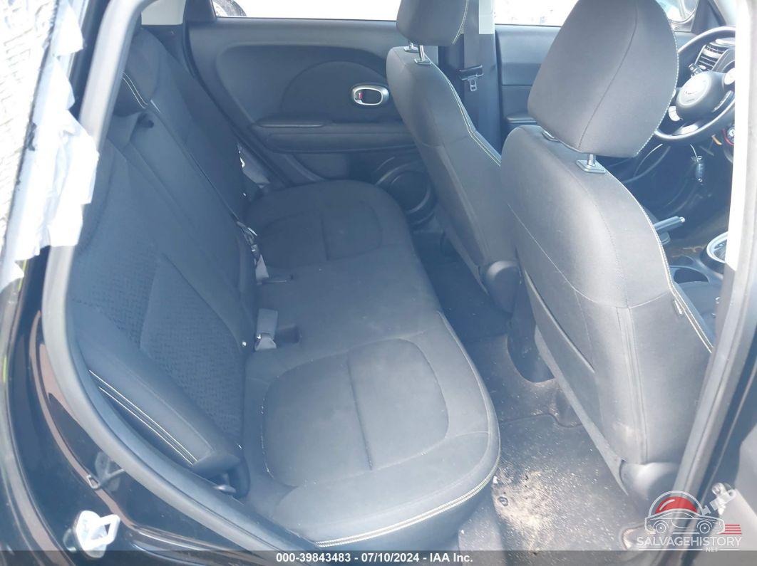 KNDJP3A51F7124967 2015 KIA SOUL photo no. 8