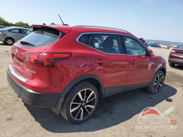 JN1BJ1CR9JW203539 2018 NISSAN ROGUE photo no. 3