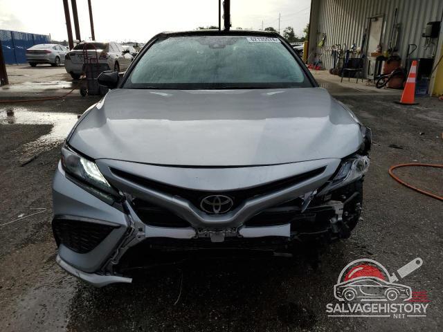 4T1K61AK0NU022122 2022 TOYOTA CAMRY photo no. 5
