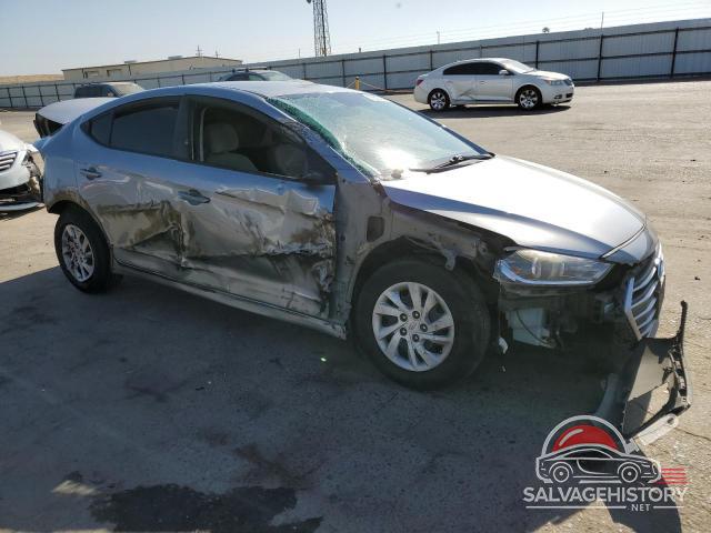 5NPD74LF7HH200263 2017 HYUNDAI ELANTRA photo no. 4