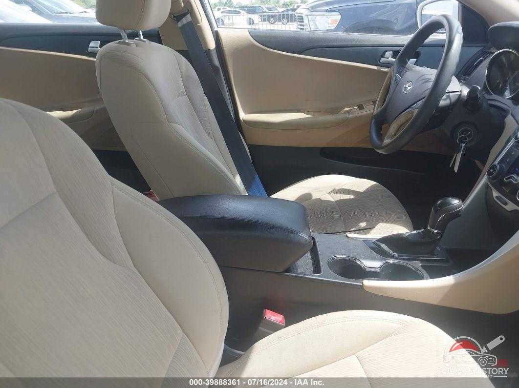 5NPEB4AC2CH353346 2012 HYUNDAI SONATA photo no. 5