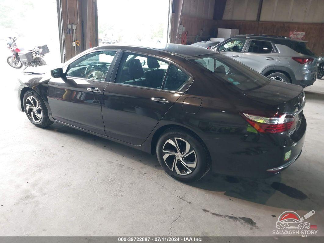 1HGCR2F32HA305653 2017 HONDA ACCORD photo no. 3