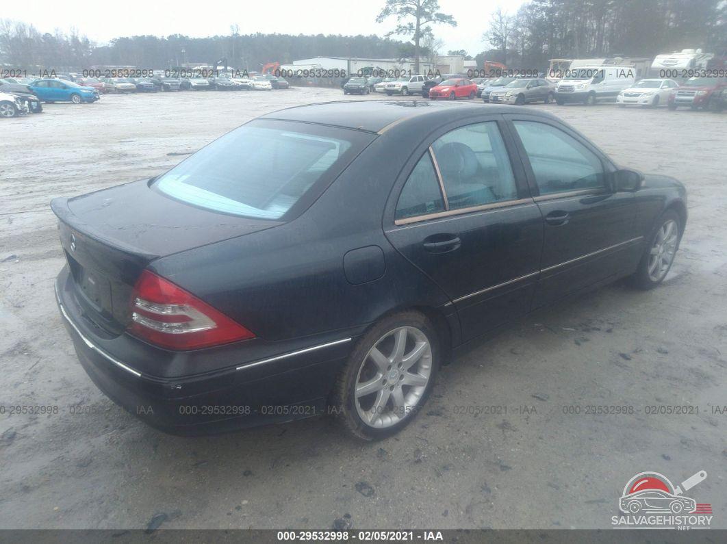 WDBRF40JX3F428213 2003 MERCEDES-BENZ C-CLASS photo no. 4