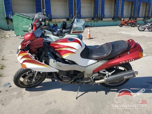 JKAZXBD19PB501303 1993 KAWASAKI ZX1100 D photo no. 3