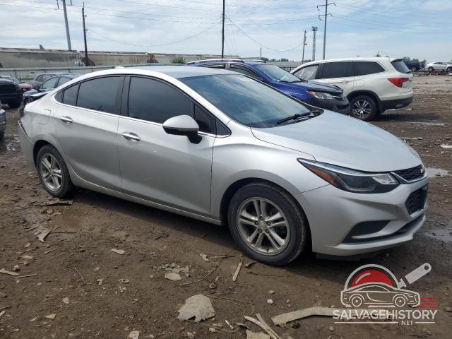 1G1BE5SM8H7173946 2017 CHEVROLET CRUZE photo no. 4