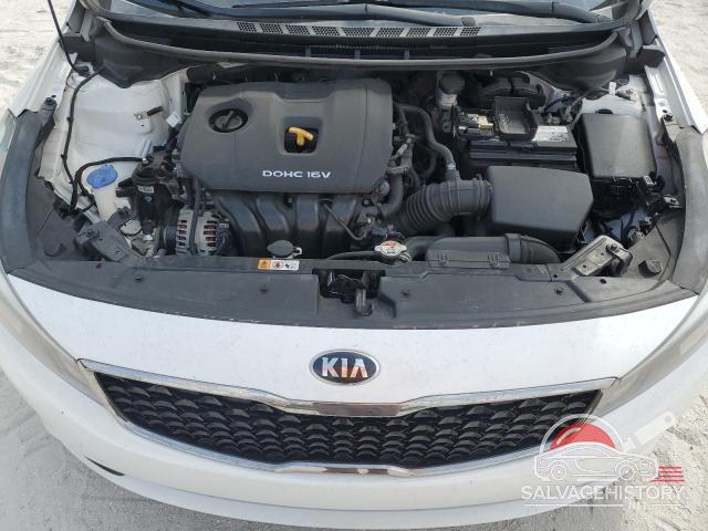 3KPFK4A70HE048821 2017 KIA FORTE photo no. 11
