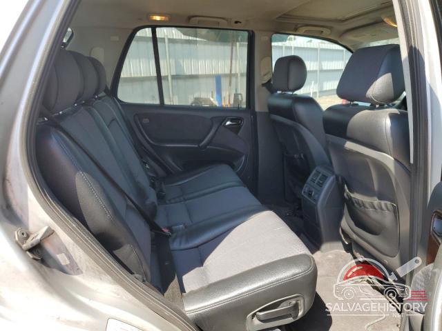 4JGAB57E83A412688 2003 MERCEDES-BENZ M-CLASS photo no. 11
