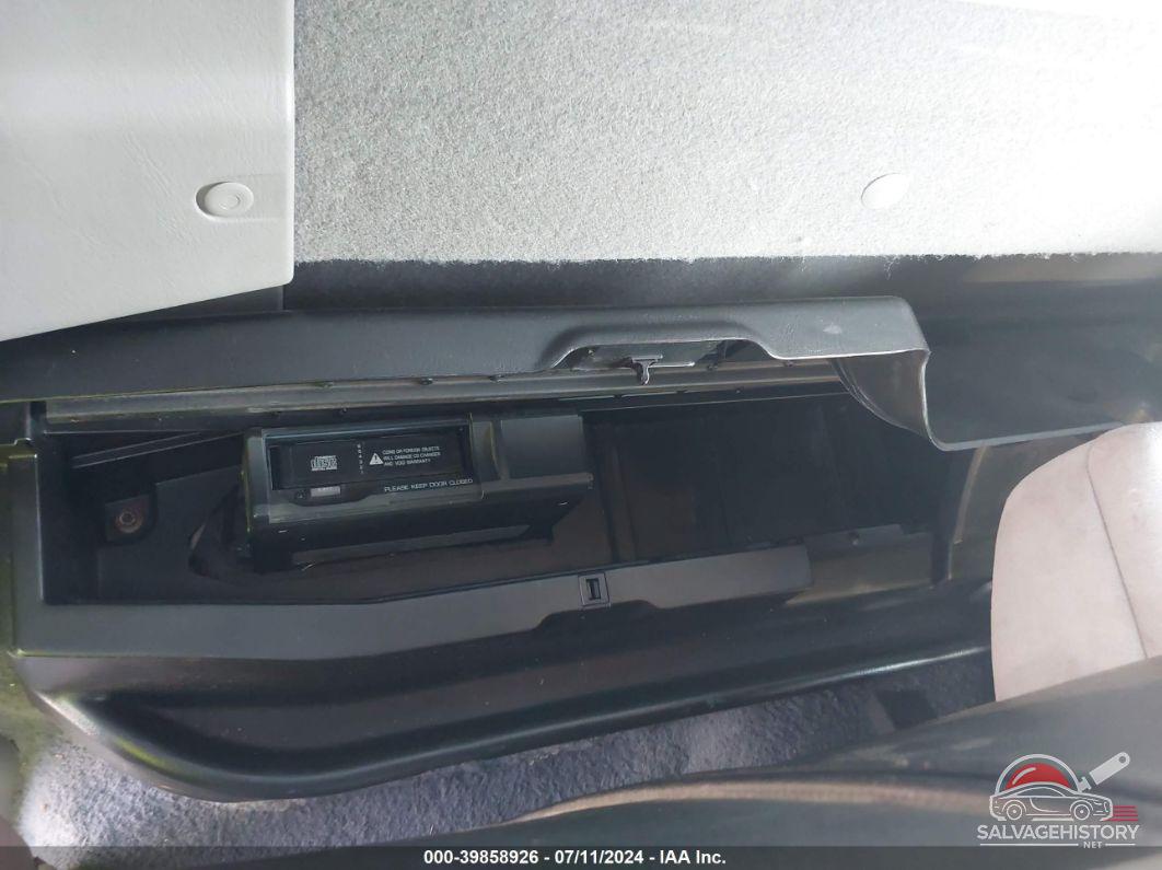 2FTZF07301CA93442 2001 FORD F-150 photo no. 8