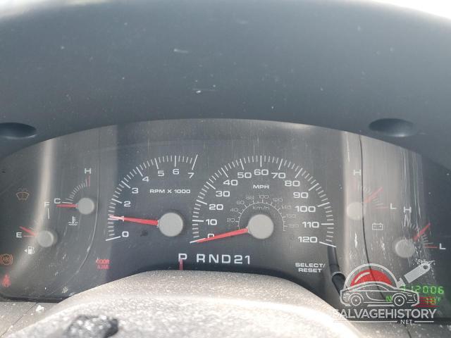 1FMRU13WX4LA67884 2004 FORD EXPEDITION photo no. 9